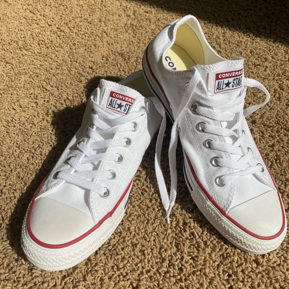 NEW WHITE CONVERSE